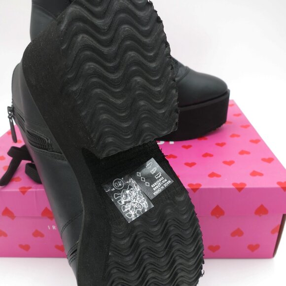 Iron Fist Bat Wing Platform Ankle Boot US 9 EU 40 NIB Halloween Goth - Picture 12 of 15